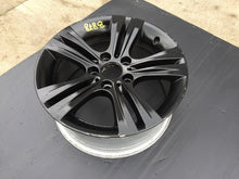 Laden Sie das Bild in den Galerie-Viewer, 1x Alufelge 17 Zoll 7.5" 5x120 37ET BMW F30 F32 Rim Wheel FEL7011264741jg