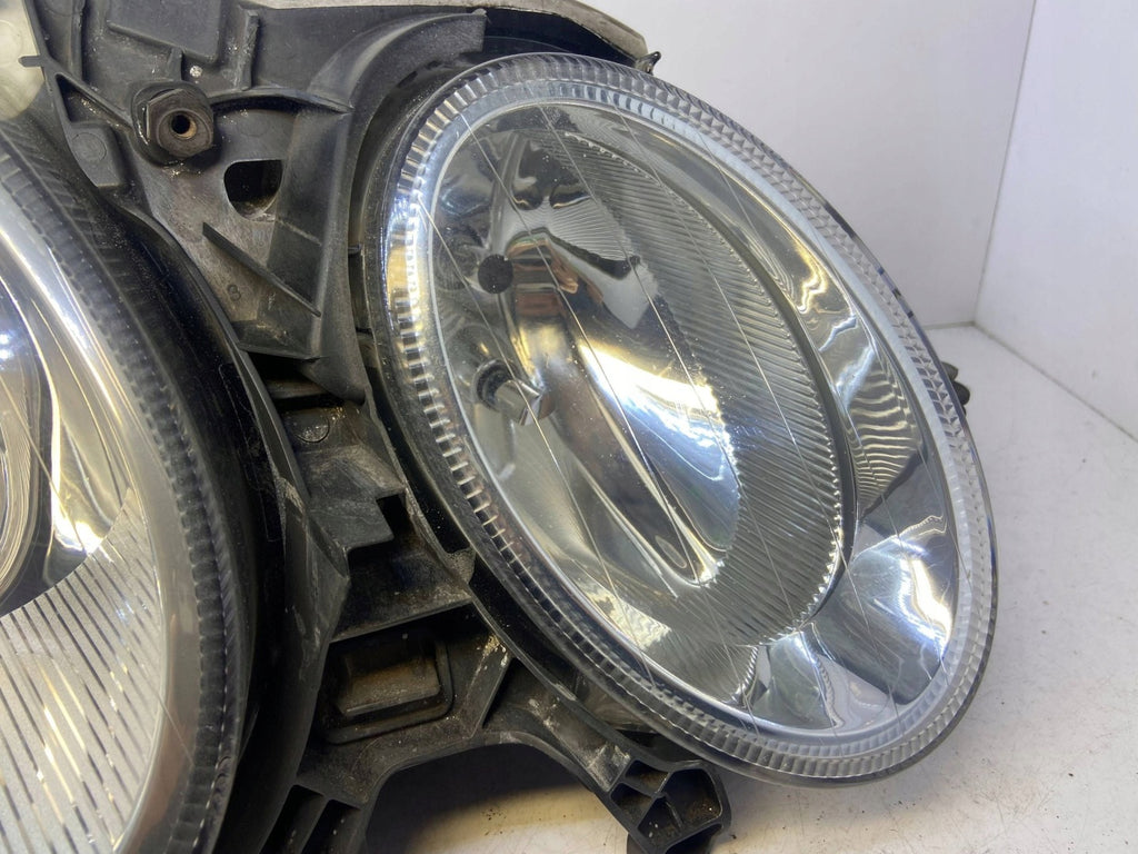 Frontscheinwerfer Mercedes-Benz W211 A2118203661 Rechts Scheinwerfer Headlight SCH3771932739fu