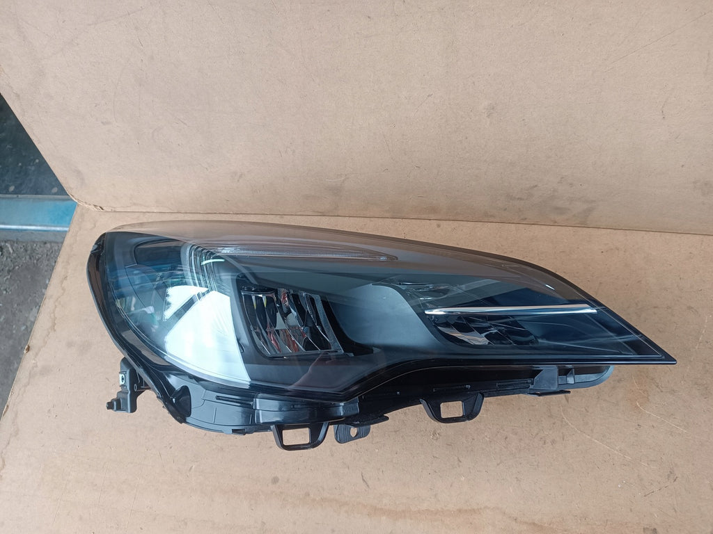 Frontscheinwerfer Opel Astra 39179826 LED Rechts Scheinwerfer Headlight