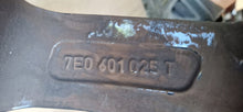Load image into Gallery viewer, 1x Alufelge 17 Zoll 7.0" 5x120 7E0601025T VW Rim Wheel FEL6333458566fl