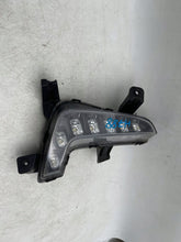 Laden Sie das Bild in den Galerie-Viewer, Frontscheinwerfer Hyundai Ioniq 92208G2000 12W55V20171129 Rechts Headlight SCH8431435936gi