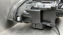 Laden Sie das Bild in den Galerie-Viewer, Frontscheinwerfer Volvo Xc60 89908021 Rechts Scheinwerfer Headlight SCH3279598077ow