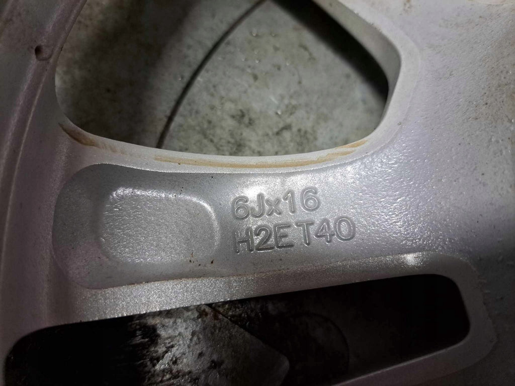 1x Alufelge 16 Zoll 6.0" 5x110 40ET Opel Vectra Zafira Meriva Rim Wheel