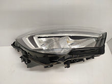 Laden Sie das Bild in den Galerie-Viewer, Frontscheinwerfer Opel Crossland 13467968 Rechts Scheinwerfer Headlight SCH2635200766cy