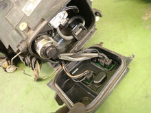 Load image into Gallery viewer, Frontscheinwerfer VW Passat 3C0941753G 3C0941752G Xenon Ein Satz Headlight SCH9088881120yp