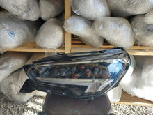 Laden Sie das Bild in den Galerie-Viewer, Frontscheinwerfer Opel Corsa F 39162653 39162654 Full LED Ein Satz Headlight SCH3701995005ml