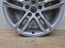 Load image into Gallery viewer, 1x Alufelge 18 Zoll 7.0&quot; 5x112 43ET Glanz Silber 8U0601025AA Audi Q3 Rim Wheel