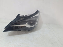 Laden Sie das Bild in den Galerie-Viewer, Frontscheinwerfer Opel Astra 662588537 LED Rechts Scheinwerfer Headlight