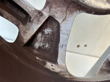 Load image into Gallery viewer, 1x Alufelge 15 Zoll 6.0" 4x100 48ET Glanz Silber 52910K7100 Hyundai I10 I20 FEL1229889462ly