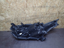 Laden Sie das Bild in den Galerie-Viewer, Frontscheinwerfer Toyota 4 Yaris Rechts Scheinwerfer Headlight