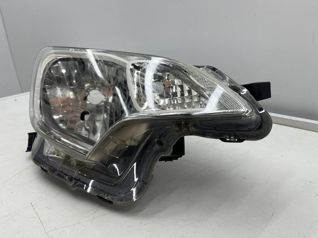 Frontscheinwerfer Toyota Ractis Rechts Scheinwerfer Headlight SCH8776655912kt