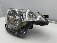 Laden Sie das Bild in den Galerie-Viewer, Frontscheinwerfer Toyota Ractis Rechts Scheinwerfer Headlight SCH8776655912kt