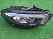 Laden Sie das Bild in den Galerie-Viewer, Frontscheinwerfer Mercedes-Benz W177 A1779062800KZ Rechts Scheinwerfer Headlight SCH1817077251lf
