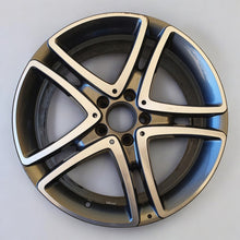 Laden Sie das Bild in den Galerie-Viewer, 1x Alufelge 18 Zoll 8.0&quot; 5x112 A2224011900 Mercedes-Benz Rim Wheel