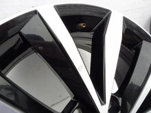 Laden Sie das Bild in den Galerie-Viewer, 1x Alufelge 17 Zoll 7.0" 5x112 45ET 2GA601025B VW T-Roc Rim Wheel FEL2423082362nk