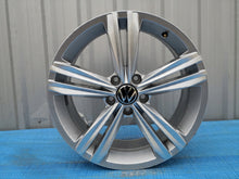 Load image into Gallery viewer, 1x Alufelge 18 Zoll 7.0&quot; 5x112 43ET Glanz Graphit 5NA601025N Mg Tiguan Rim Wheel