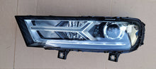 Load image into Gallery viewer, Frontscheinwerfer Audi Q7 4M0941005 Xenon Links Scheinwerfer Headlight