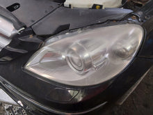 Laden Sie das Bild in den Galerie-Viewer, Frontscheinwerfer Mercedes-Benz W245 Xenon Links Scheinwerfer Headlight SCH5180736604cf