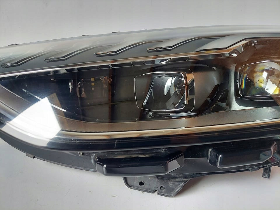 Frontscheinwerfer Audi A4 B9 8W0941033D Links Scheinwerfer Headlight