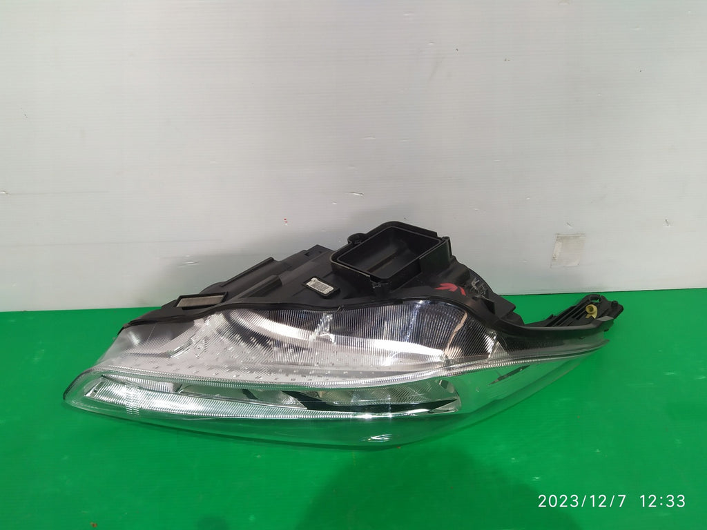 Frontscheinwerfer Ford Focus F1EB-13W029-AE LED Rechts Scheinwerfer Headlight