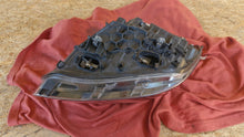 Laden Sie das Bild in den Galerie-Viewer, Frontscheinwerfer BMW 1 F21 F20 7492622 Rechts Scheinwerfer Headlight SCH8580984128wm