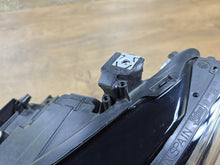 Load image into Gallery viewer, Frontscheinwerfer VW Golf VIII 5H1941077F Ein Stück (Rechts oder Links) SCH8490743124qr