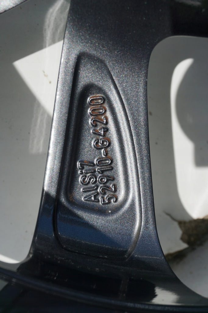 1x Alufelge 16 Zoll 6.5" 5x114.3 50ET Glanz Graphit 52910-G4200 Hyundai Mg