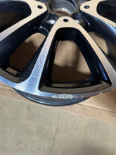 Laden Sie das Bild in den Galerie-Viewer, 1x Alufelge 18 Zoll 8.0&quot; 5x112 43ET Glanz A2134011600 Mercedes-Benz W213 S213 Mg