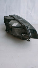 Laden Sie das Bild in den Galerie-Viewer, Frontscheinwerfer VW Touran 5TB941035B Full LED Links Scheinwerfer Headlight