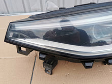Laden Sie das Bild in den Galerie-Viewer, Frontscheinwerfer VW Id.4 11B941035H Links Scheinwerfer Headlight SCH6238960374fx