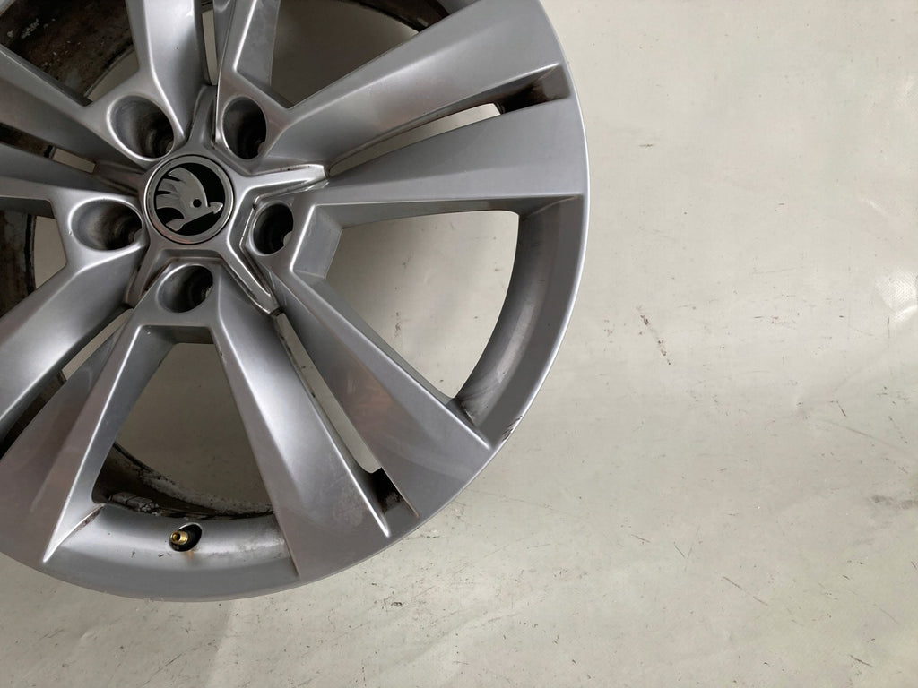 1x Alufelge 18 Zoll 7.0" 5x112 57A601025E Skoda Rim Wheel