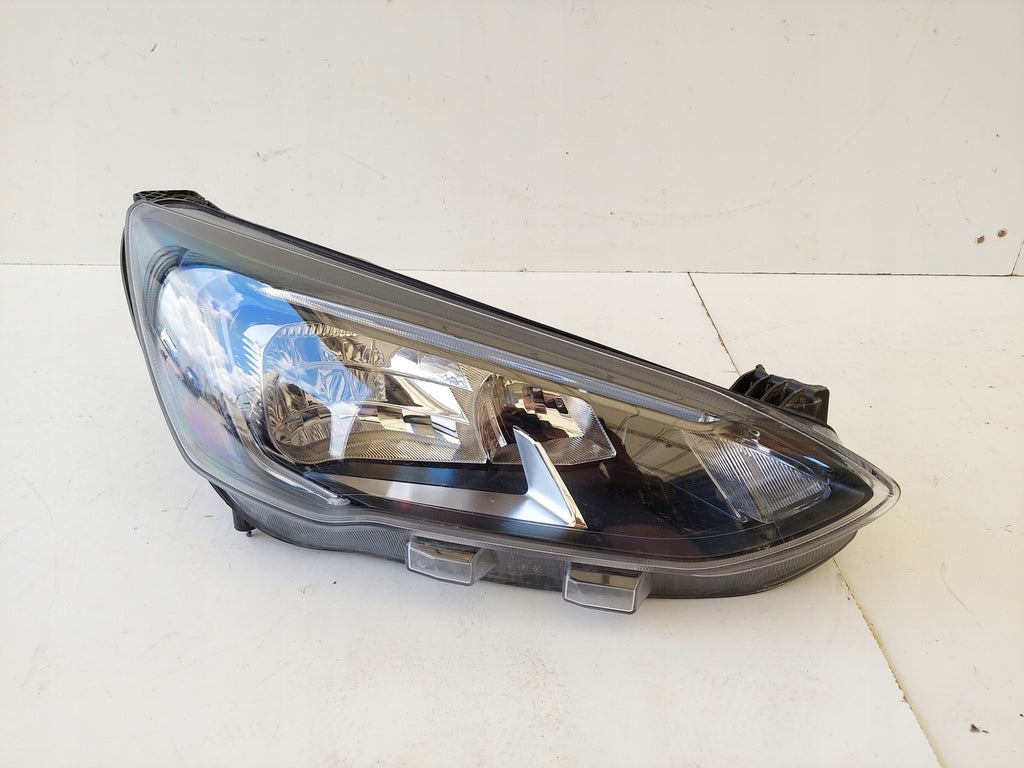 Frontscheinwerfer Ford Focus MX7B-13E014 Rechts Scheinwerfer Headlight