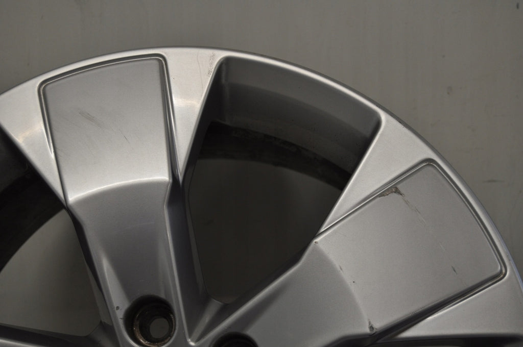 1x Alufelge 18 Zoll 7.5" 5x108 50 5ET 31471553 Volvo Xc40 Rim Wheel