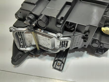 Laden Sie das Bild in den Galerie-Viewer, Frontscheinwerfer VW Transporter 7T1941081E 7T1941082E Full LED Ein Satz SCH6335220888nd