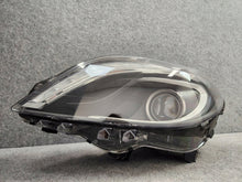 Laden Sie das Bild in den Galerie-Viewer, Frontscheinwerfer Mercedes-Benz W246 A2468207161 Xenon Links Headlight SCH1991356002wk
