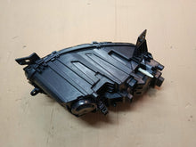 Laden Sie das Bild in den Galerie-Viewer, Frontscheinwerfer Dacia Duster 260603515R LED Links Scheinwerfer Headlight