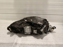 Laden Sie das Bild in den Galerie-Viewer, Frontscheinwerfer VW Golf VIII 5H1941059T Links Scheinwerfer Headlight SCH5482183988gn