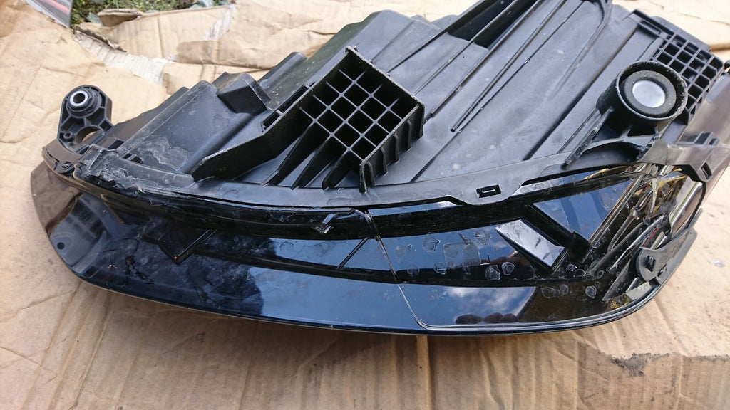 Frontscheinwerfer Audi A1 82A941004 Rechts Scheinwerfer Headlight