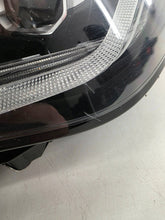 Laden Sie das Bild in den Galerie-Viewer, Frontscheinwerfer BMW 2 Active Tourer U06 12083050000 5A4224708 LED Links SCH1770764578cg