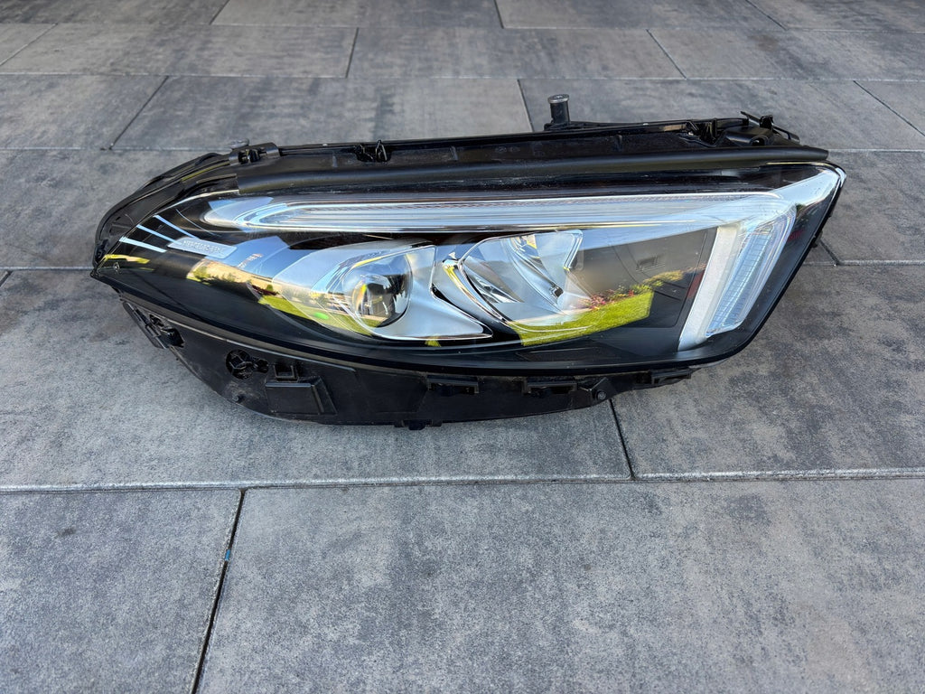 Frontscheinwerfer Mercedes-Benz W177 A1779063805 LED Rechts Headlight SCH4825836241jk