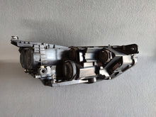 Laden Sie das Bild in den Galerie-Viewer, Frontscheinwerfer VW Passat B8 3G1941005C Halogen Links Scheinwerfer Headlight