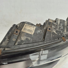 Laden Sie das Bild in den Galerie-Viewer, Frontscheinwerfer VW T5 7E1941015D Links Scheinwerfer Headlight