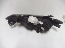 Laden Sie das Bild in den Galerie-Viewer, Frontscheinwerfer Mitsubishi Outlander III 8301C854 LED Rechts Headlight