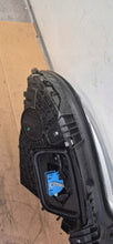Laden Sie das Bild in den Galerie-Viewer, Frontscheinwerfer Mercedes-Benz W206 S206 A2069065404 Rechts Headlight SCH3173911346fu