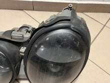 Laden Sie das Bild in den Galerie-Viewer, Frontscheinwerfer Mercedes-Benz Clk A208 Links Scheinwerfer Headlight