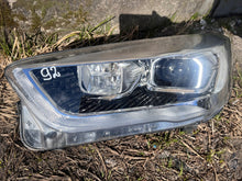 Laden Sie das Bild in den Galerie-Viewer, Frontscheinwerfer Ford Kuga GV41-13D155AJ Ein Stück (Rechts oder Links) SCH2751689877ot