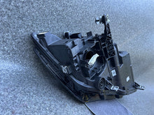 Laden Sie das Bild in den Galerie-Viewer, Frontscheinwerfer Seat Leon 5FB941005D Links Scheinwerfer Headlight SCH4977940406ko