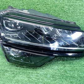 Frontscheinwerfer Skoda Karoq Rechts Scheinwerfer Headlight SCH7931820842fj