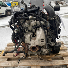 Load image into Gallery viewer, Motor Opel Renault Vivaro Trafic R9M450 1.6 DCI 147TKm 2016 Diesel Komplett MOT5977216078re