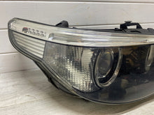 Laden Sie das Bild in den Galerie-Viewer, Frontscheinwerfer BMW E60 E61 Xenon Rechts Scheinwerfer Headlight